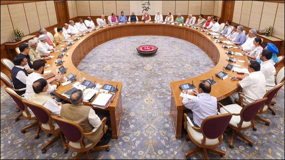 નવરાત્રિમાં મંત્રીમંડળનું વિસ્‍તરણ શક્‍ય, ૩થી ૫ પડતાં મૂકાશે! ૫ થી ૭ ...