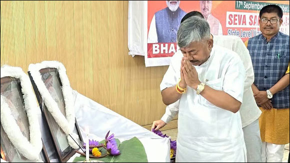 મણિપુરમાં NRC માટે ૧૯૫૧ બનશે બેઝ યર: વિધાનસભામાં ગૃહમંત્રીની...