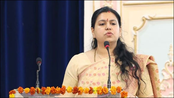 IIT-IIM ભણેલા દબંગ મહિલા IAS દિવ્યા મિત્તલનું ચોંકાવનારૂં...