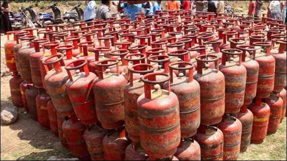 ઘરેલુ LPG ગ્રાહકો માટે મોટા રાહતના સમાચાર: હવે સિલિન્ડર રીફિલ...